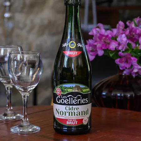 Gæstehus Les 13 Lavoirs D'antan - La Belle Epoque 3*